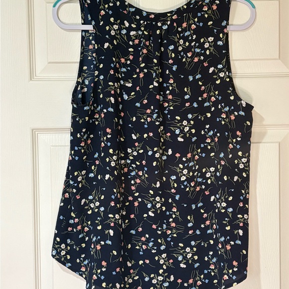 41 Hawthorn Midnight Floral Sleeveless Top in Navy - Picture 6 of 6